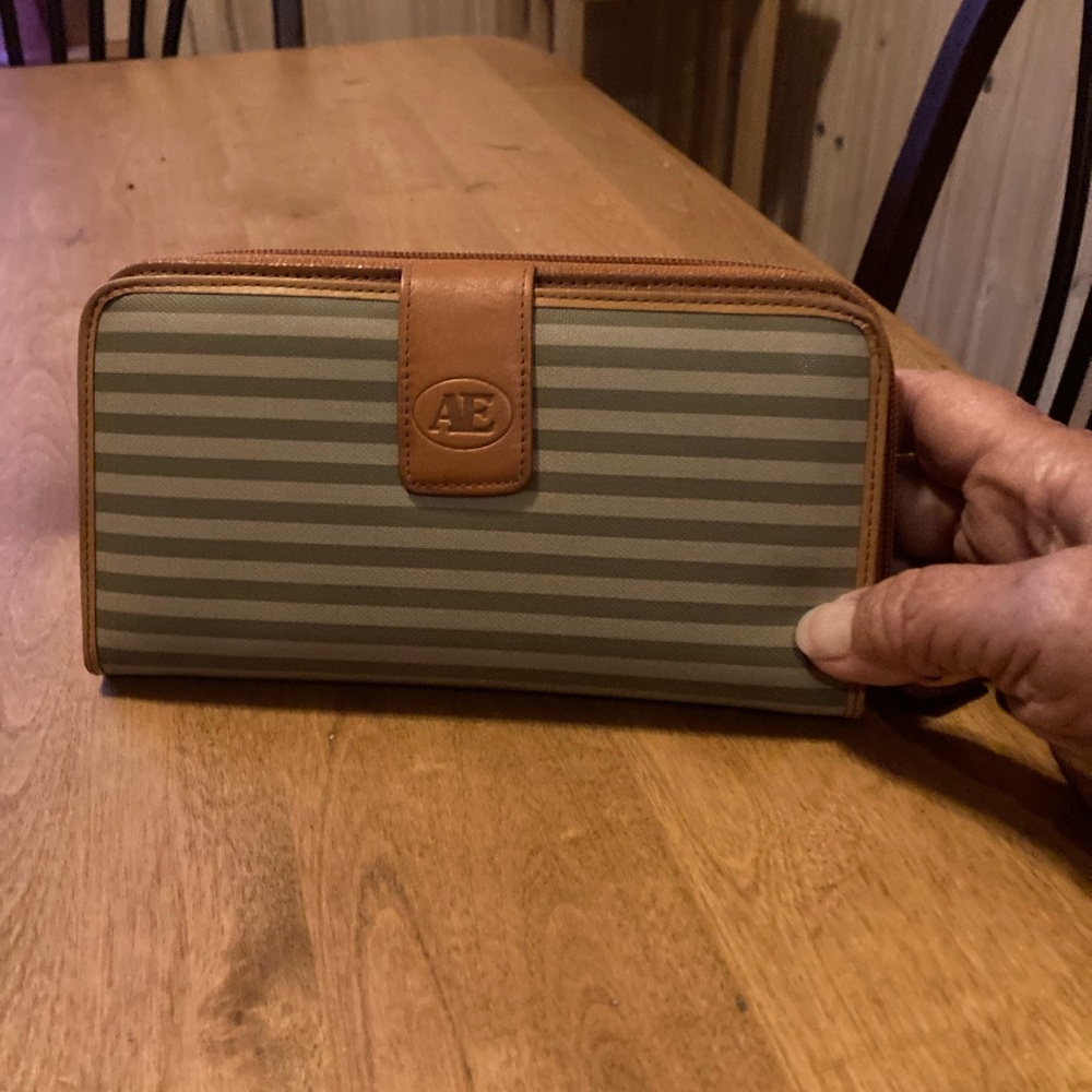 Allen Edward stripped leather trim wallet